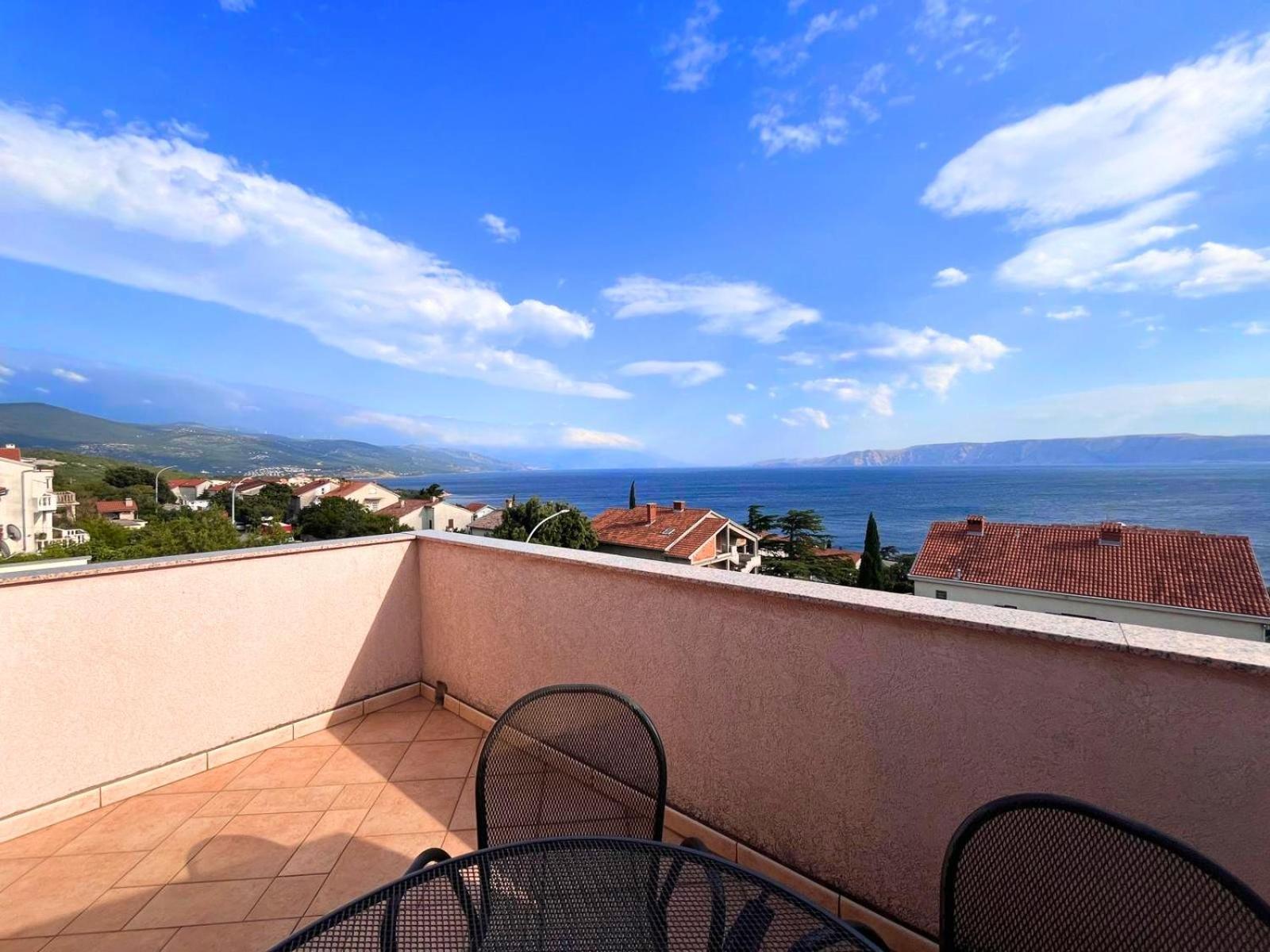 App St Marin View Novi Vinodolski Extérieur photo